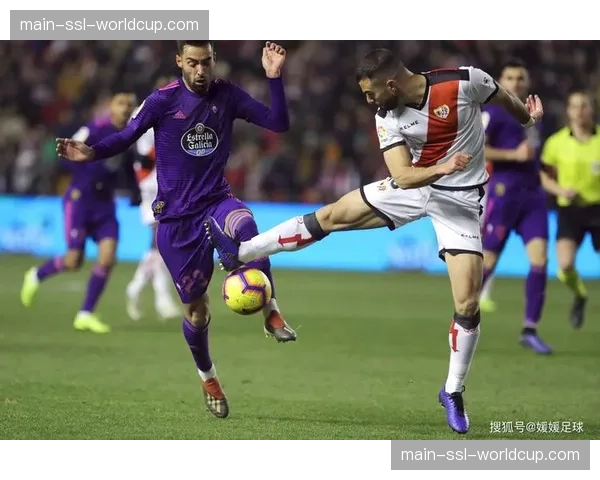 塞尔塔3-2险胜赫罗纳,阿斯帕斯攻入制胜球 塞尔塔3-2险胜赫罗纳,阿斯帕斯攻入制胜球