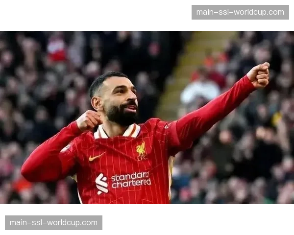 实时战报：萨拉赫点射破门，利物浦半场1-0领先曼城