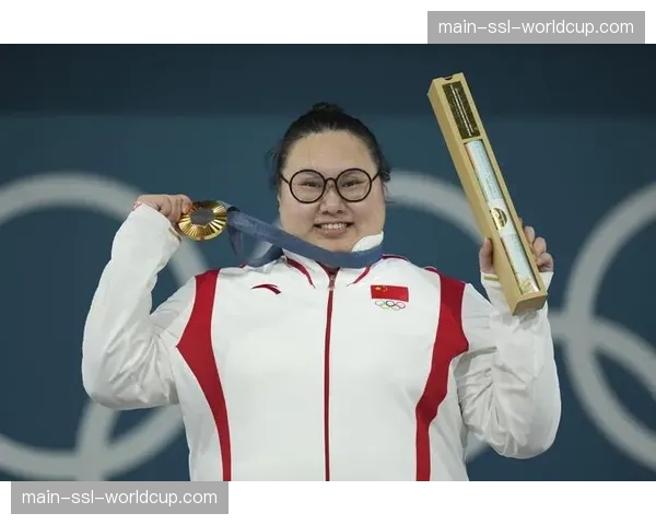 女子81公斤以上级：中国小将挑战李雯雯地位未果